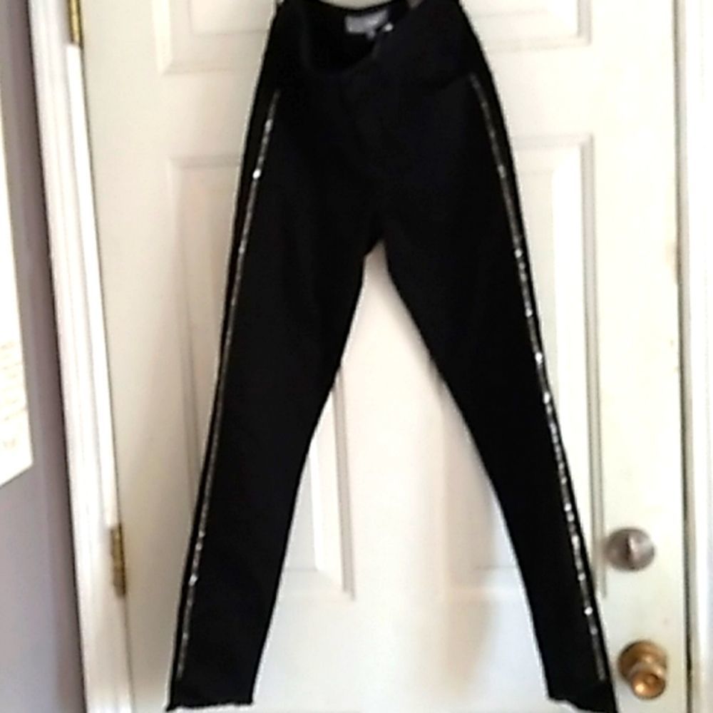 Wit and Wisdom Ankle length jeans. NWOT